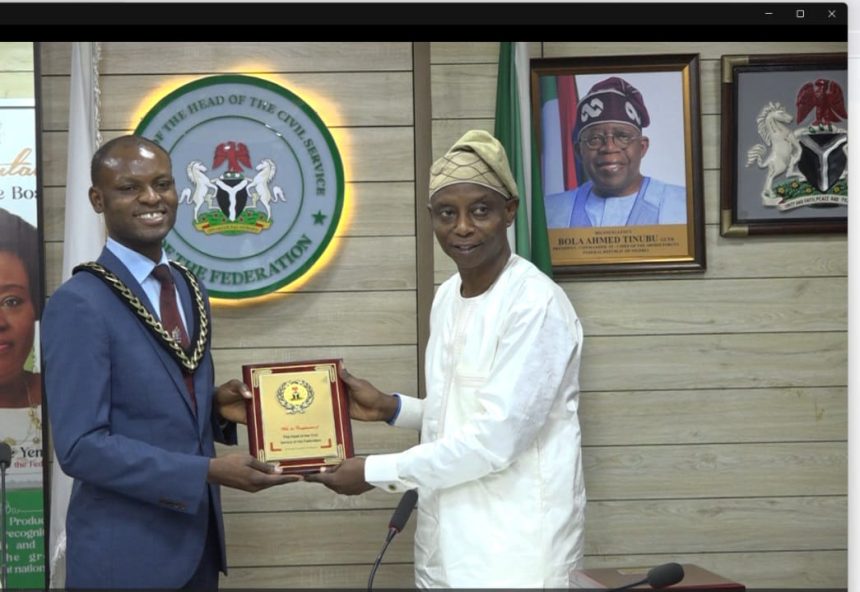 HoSF RECEIVES MAYOR OF LONDON BOROUGH OF SOUTHWARK