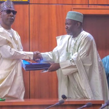Gov Zulum Begs FG to repair collapsed Alou Dam or face another flood in Maiduguri