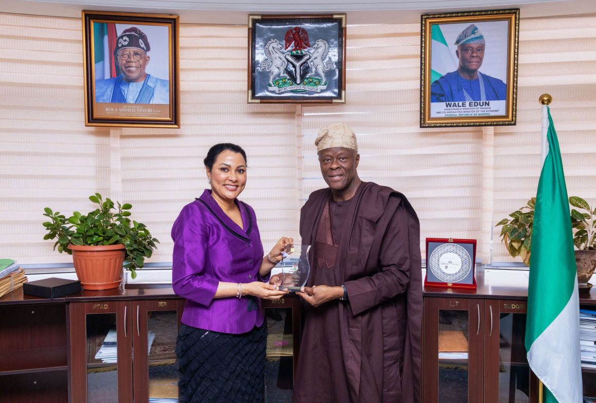 NIGERIA’S DOMESTIC DOLLAR BOND ISSUE WINS WEST AFRICA DEAL OF THE YEAR AWARD