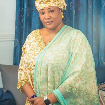 APC woman leader dump El-rufai, apologizes to Gov Sani