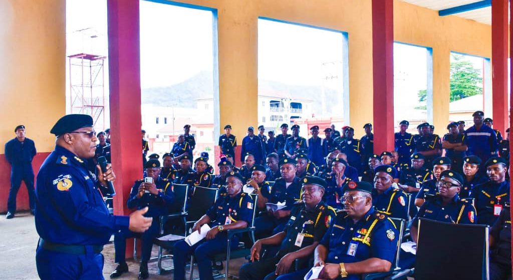 CGF OLUMODE BOOSTS MORALE OF FIREMEN IN HISTORIC VISIT TO ABUJA COMMANDS‎