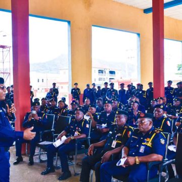 IMG-20251002-WA0080 CGF OLUMODE BOOSTS MORALE OF FIREMEN IN HISTORIC VISIT TO ABUJA COMMANDS