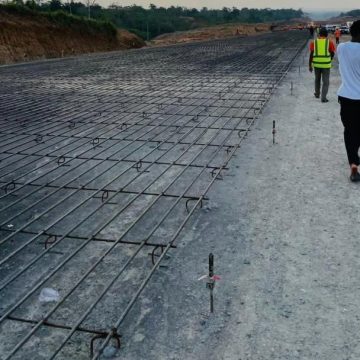 Progress Tour: Minister and Other Stakeholders Visit Akwa Ibom and Cross River Sections of the Lagos-Calabar Coastal Highway