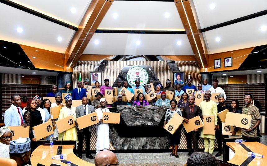 IMG-20260212-WA0005 FG Advances Digital Transformation as HCSF Presents NITDA-Donated Laptops to 35 Civil Servants at DL4ALL Awards‎
