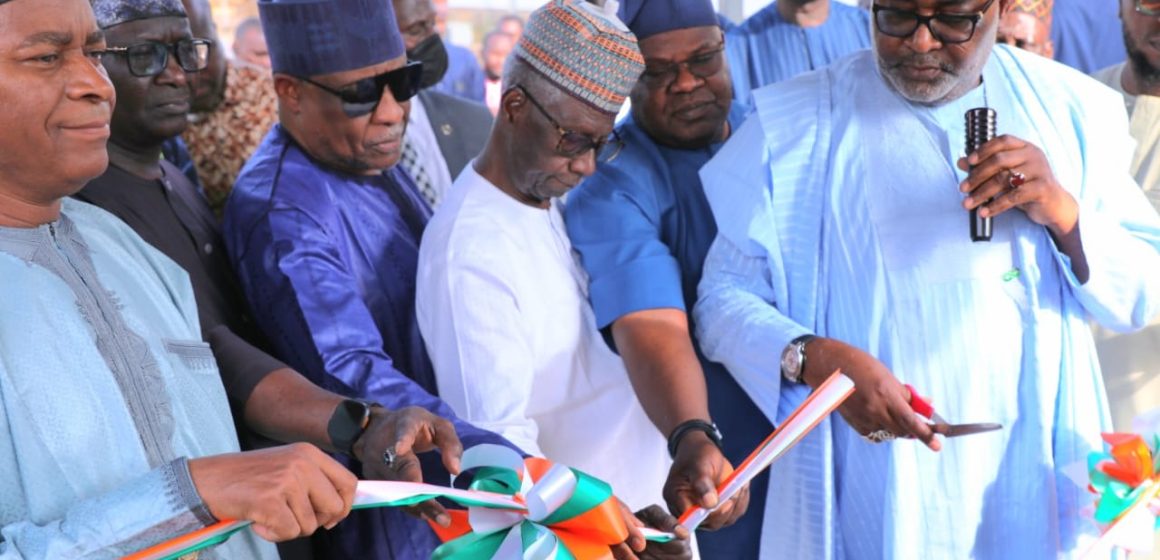 FG AWARDS CONTRACT FOR RECONSTRUCTION OF TWO BRIDGES AS MORE PROJECTS ARE COMMISSIONED IN TARABA STATE