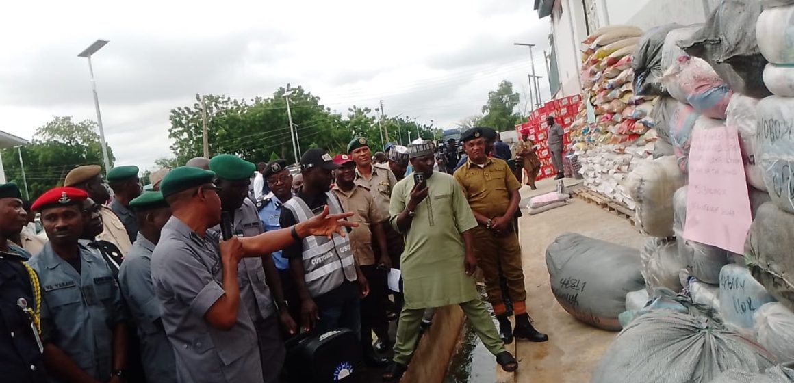 IMG-20260910-WA0089 Kwara Customs intercepts Tramadol, foreign rice, spaghetti, vehicles worth N604.3m